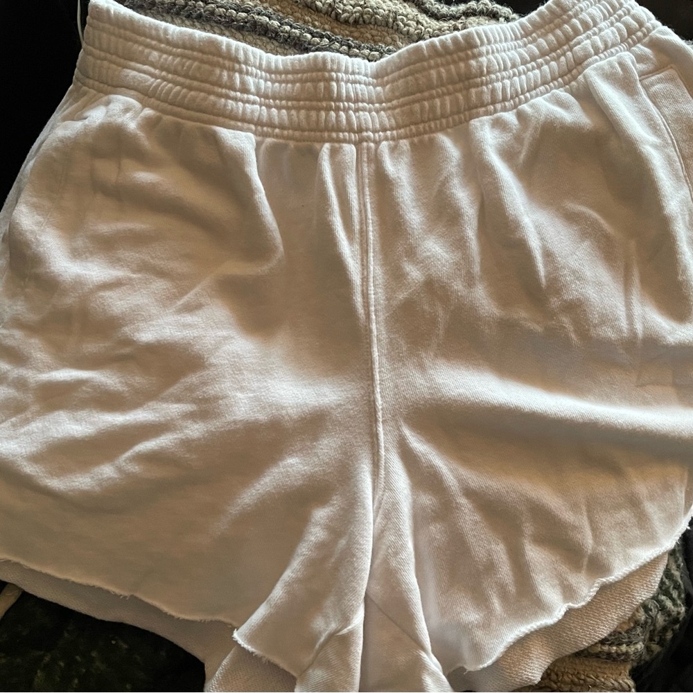 BNWT Aerie Fleece Shorts, White, Size L